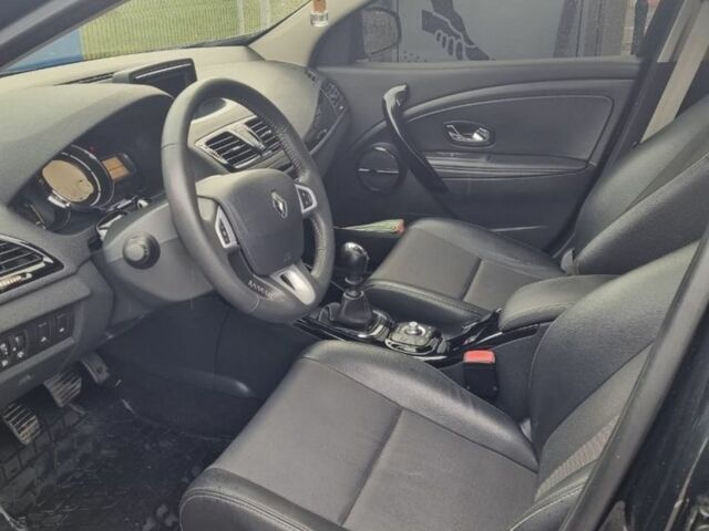 Черный Рено Меган, объемом двигателя 1.5 л и пробегом 269 тыс. км за 8600 $, фото 9 на Automoto.ua