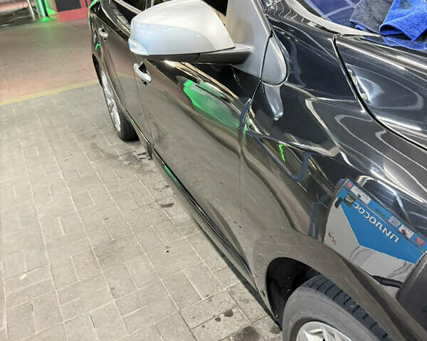 Рено Меган 2012 у Шепетовке на Automoto.ua Чорний Рено Меган, об'ємом двигуна 1.46 л та пробігом 305 тис. км за 8100 $, фото 14 на Automoto.ua