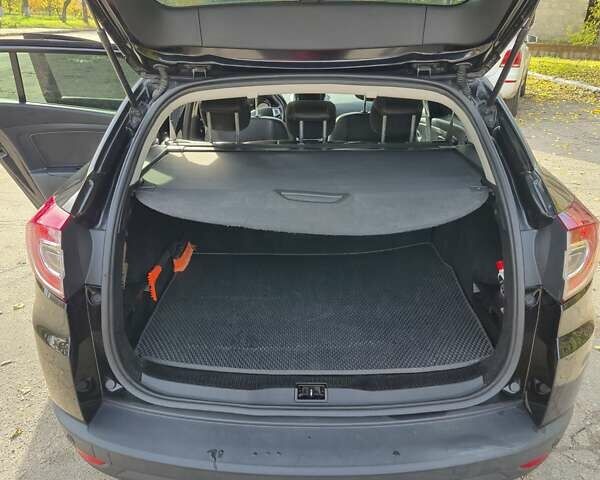 Черный Рено Меган, объемом двигателя 1.46 л и пробегом 270 тыс. км за 8600 $, фото 4 на Automoto.ua