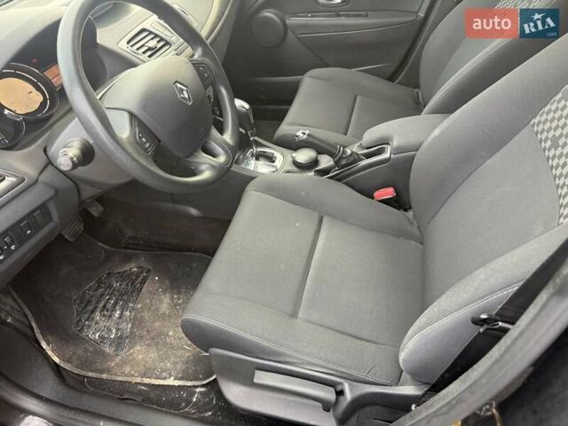 Черный Рено Меган, объемом двигателя 1.5 л и пробегом 194 тыс. км за 8700 $, фото 4 на Automoto.ua