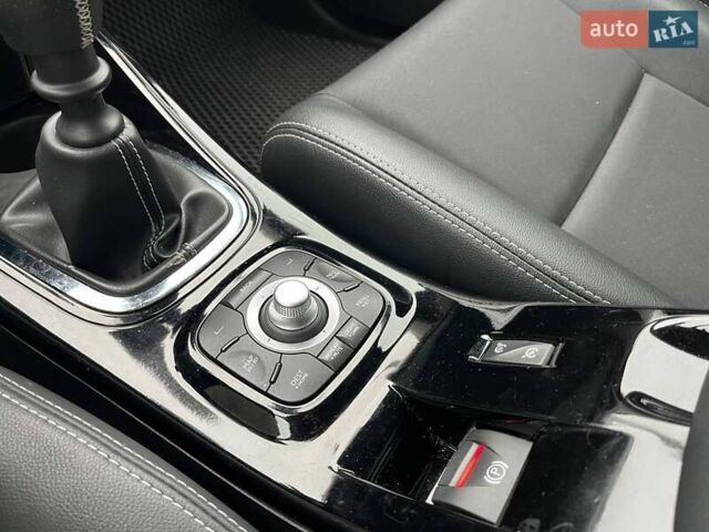 Черный Рено Меган, объемом двигателя 1.46 л и пробегом 259 тыс. км за 8290 $, фото 24 на Automoto.ua