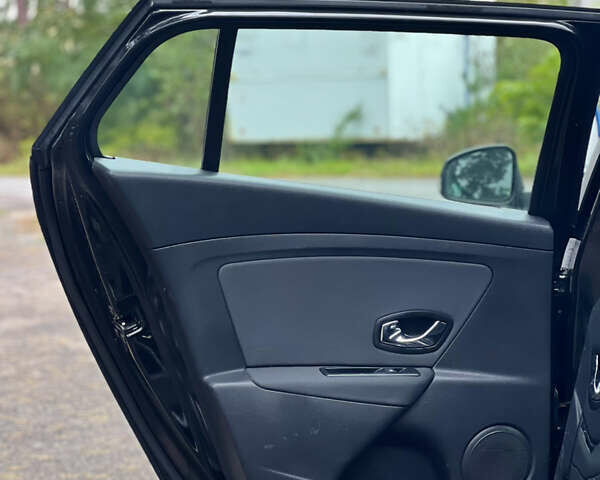 Черный Рено Меган, объемом двигателя 1.46 л и пробегом 221 тыс. км за 8100 $, фото 18 на Automoto.ua