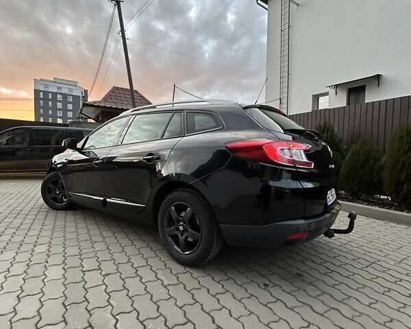 Черный Рено Меган, объемом двигателя 1.46 л и пробегом 220 тыс. км за 8999 $, фото 2 на Automoto.ua