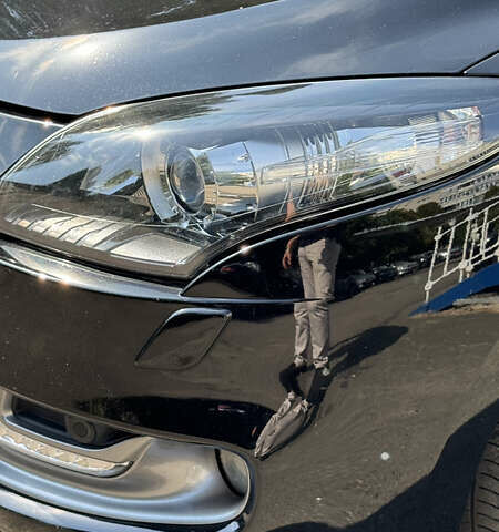 Черный Рено Меган, объемом двигателя 1.5 л и пробегом 210 тыс. км за 9400 $, фото 9 на Automoto.ua