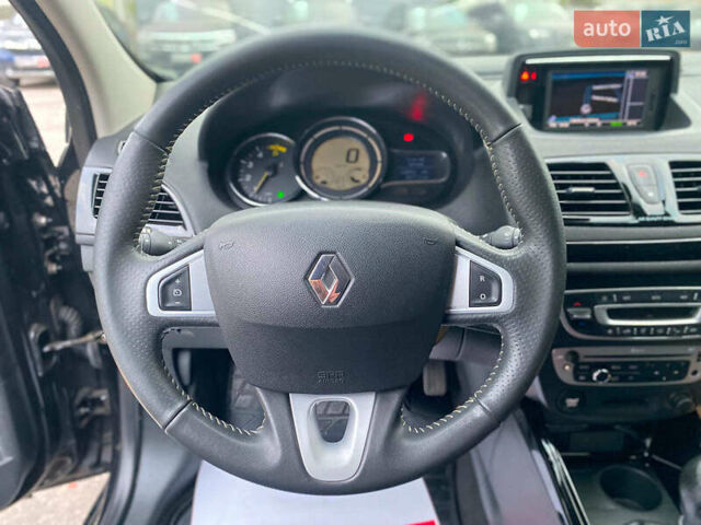 Черный Рено Меган, объемом двигателя 1.5 л и пробегом 269 тыс. км за 9390 $, фото 31 на Automoto.ua