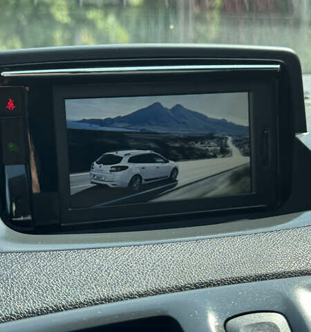 Черный Рено Меган, объемом двигателя 1.5 л и пробегом 210 тыс. км за 9400 $, фото 44 на Automoto.ua