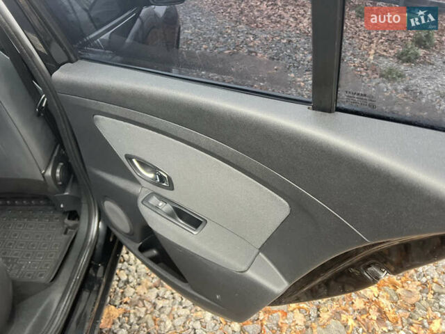 Черный Рено Меган, объемом двигателя 1.46 л и пробегом 243 тыс. км за 6950 $, фото 19 на Automoto.ua