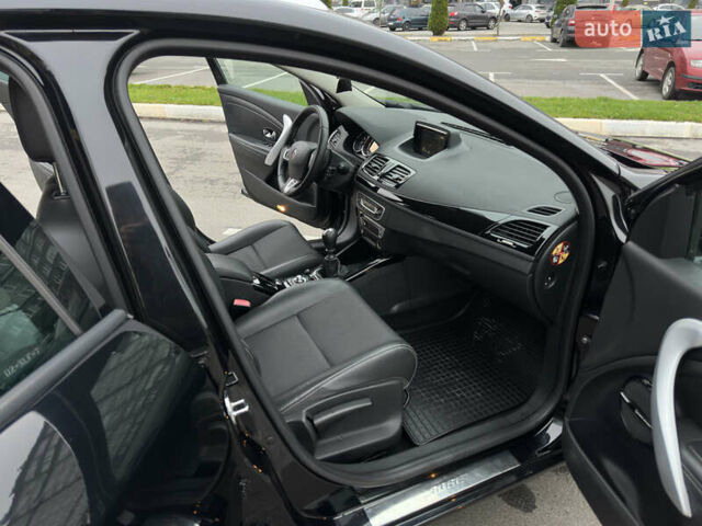 Черный Рено Меган, объемом двигателя 1.5 л и пробегом 227 тыс. км за 8499 $, фото 37 на Automoto.ua