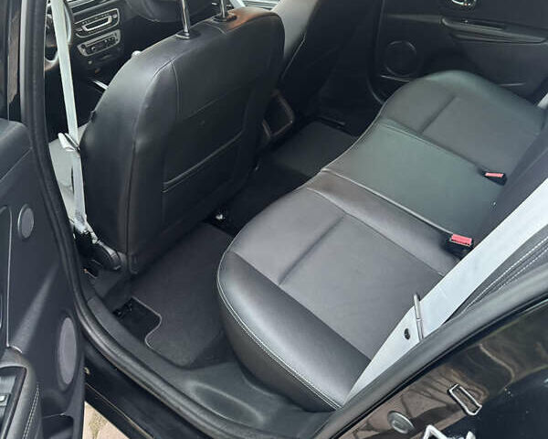 Черный Рено Меган, объемом двигателя 1.5 л и пробегом 217 тыс. км за 8500 $, фото 4 на Automoto.ua