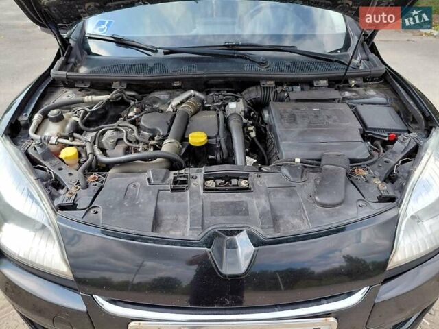 Рено Меган 2012 в Чернигове на Automoto.ua Черный Рено Меган, объемом двигателя 1.5 л и пробегом 260 тыс. км за 9600 $, фото 4 на Automoto.ua