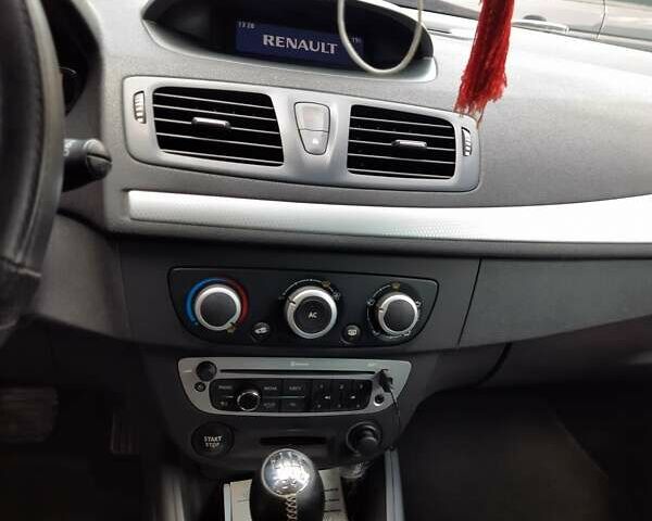 Черный Рено Меган, объемом двигателя 1.5 л и пробегом 360 тыс. км за 7799 $, фото 5 на Automoto.ua