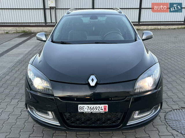Чорний Рено Меган, об'ємом двигуна 2 л та пробігом 232 тис. км за 7500 $, фото 5 на Automoto.ua