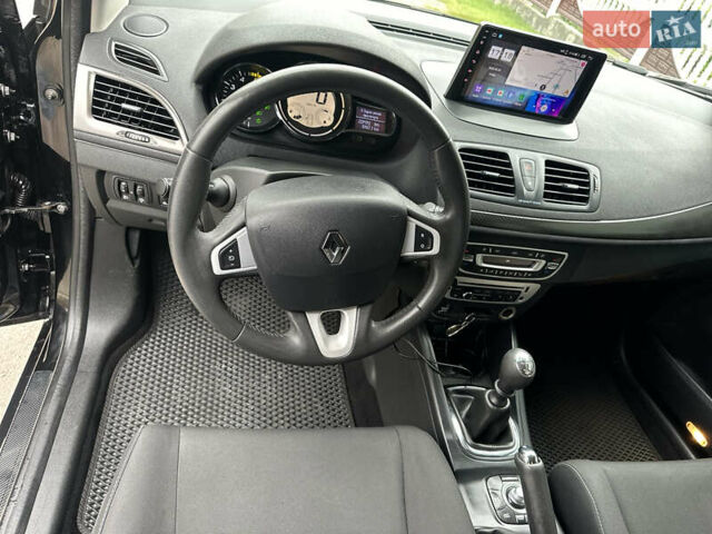 Черный Рено Меган, объемом двигателя 1.5 л и пробегом 229 тыс. км за 8500 $, фото 19 на Automoto.ua