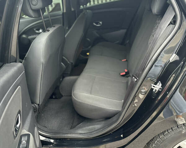 Черный Рено Меган, объемом двигателя 1.5 л и пробегом 229 тыс. км за 8500 $, фото 23 на Automoto.ua