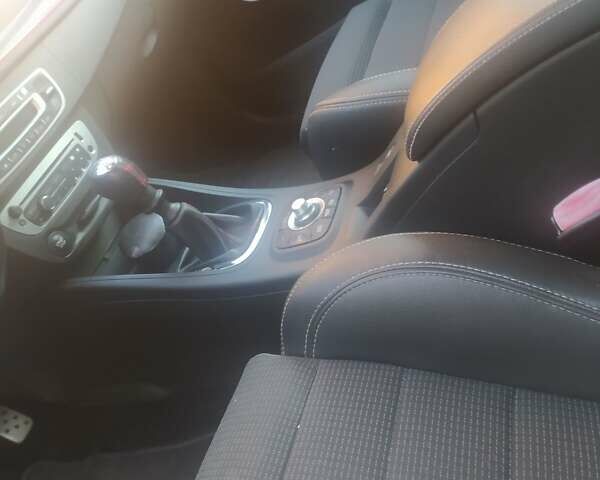 Черный Рено Меган, объемом двигателя 1.5 л и пробегом 188 тыс. км за 8400 $, фото 61 на Automoto.ua