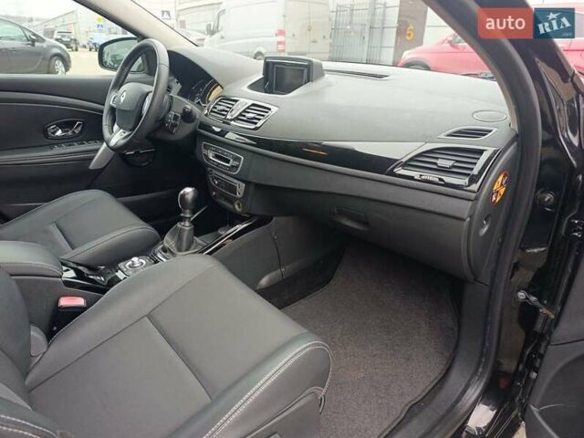 Черный Рено Меган, объемом двигателя 1.5 л и пробегом 257 тыс. км за 9700 $, фото 9 на Automoto.ua
