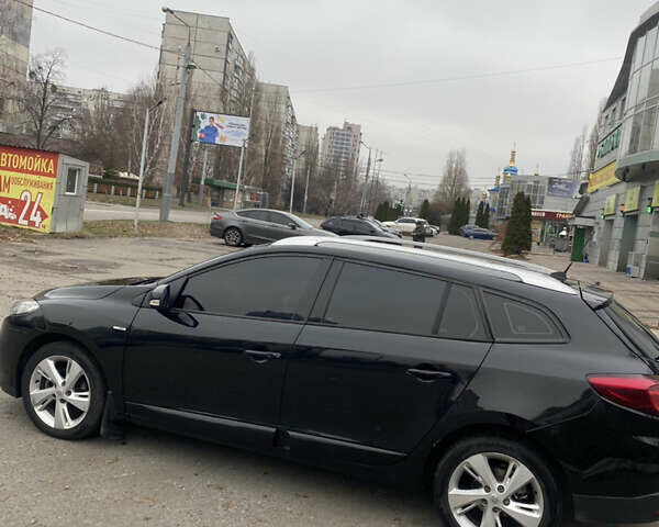 Черный Рено Меган, объемом двигателя 1.46 л и пробегом 312 тыс. км за 7400 $, фото 3 на Automoto.ua