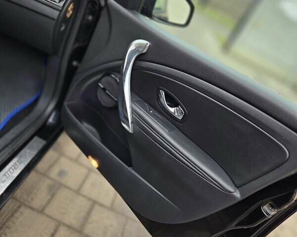 Черный Рено Меган, объемом двигателя 1.5 л и пробегом 197 тыс. км за 8000 $, фото 9 на Automoto.ua