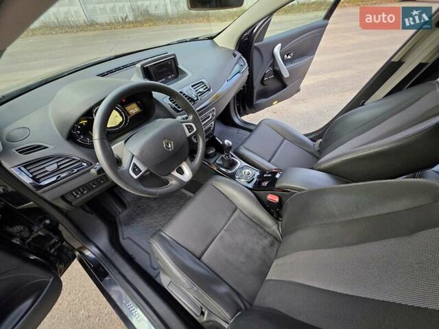 Черный Рено Меган, объемом двигателя 1.46 л и пробегом 238 тыс. км за 8900 $, фото 63 на Automoto.ua