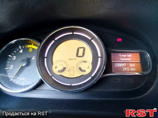 Черный Рено Меган, объемом двигателя 1.6 л и пробегом 230 тыс. км за 8600 $, фото 7 на Automoto.ua