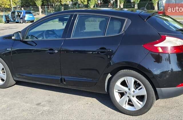 Чорний Рено Меган, об'ємом двигуна 1.46 л та пробігом 260 тис. км за 8300 $, фото 5 на Automoto.ua