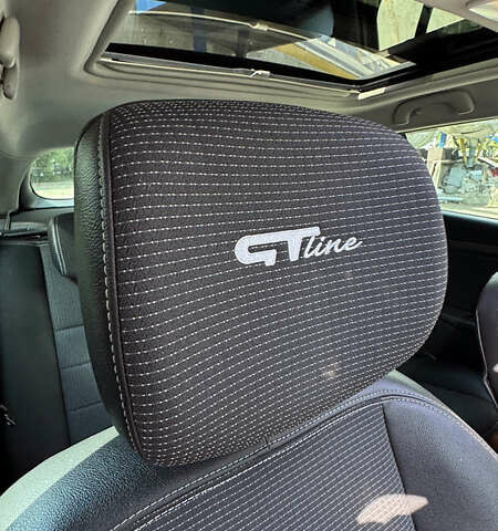 Черный Рено Меган, объемом двигателя 1.5 л и пробегом 210 тыс. км за 9400 $, фото 29 на Automoto.ua