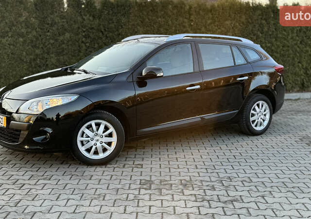 Черный Рено Меган, объемом двигателя 1.6 л и пробегом 199 тыс. км за 7900 $, фото 3 на Automoto.ua