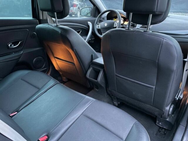 Чорний Рено Меган, об'ємом двигуна 1.5 л та пробігом 201 тис. км за 7000 $, фото 23 на Automoto.ua