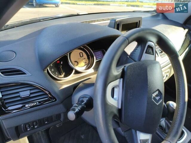 Рено Меган 2012 у Хмельницькому на Automoto.ua Чорний Рено Меган, об'ємом двигуна 1.46 л та пробігом 378 тис. км за 6400 $, фото 12 на Automoto.ua