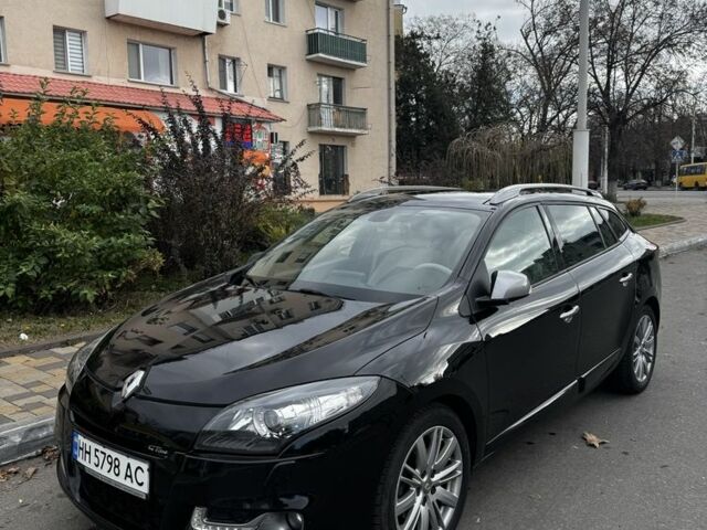 Черный Рено Меган, объемом двигателя 1.5 л и пробегом 256 тыс. км за 9000 $, фото 5 на Automoto.ua