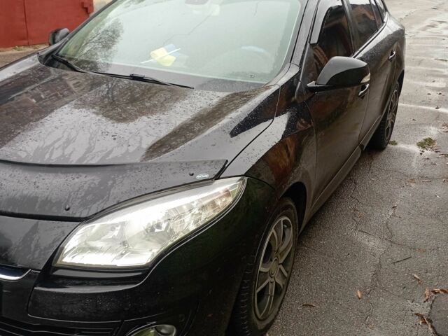 Черный Рено Меган, объемом двигателя 1.5 л и пробегом 260 тыс. км за 7711 $, фото 8 на Automoto.ua