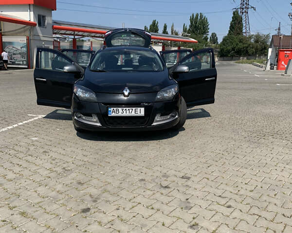 Черный Рено Меган, объемом двигателя 1.46 л и пробегом 254 тыс. км за 12000 $, фото 5 на Automoto.ua