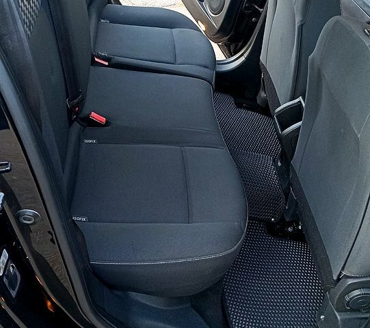 Черный Рено Меган, объемом двигателя 1.5 л и пробегом 273 тыс. км за 7700 $, фото 6 на Automoto.ua