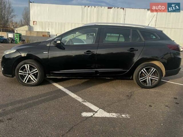 Черный Рено Меган, объемом двигателя 1.5 л и пробегом 298 тыс. км за 6999 $, фото 3 на Automoto.ua