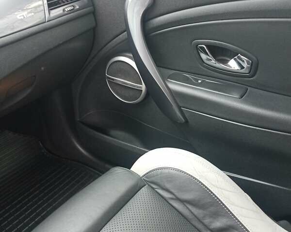 Черный Рено Меган, объемом двигателя 1.46 л и пробегом 273 тыс. км за 7900 $, фото 13 на Automoto.ua