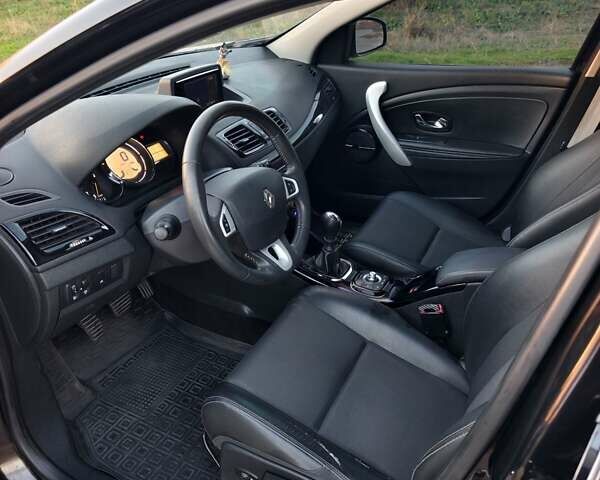 Черный Рено Меган, объемом двигателя 1.4 л и пробегом 187 тыс. км за 7100 $, фото 9 на Automoto.ua