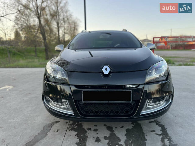 Черный Рено Меган, объемом двигателя 1.5 л и пробегом 139 тыс. км за 10500 $, фото 2 на Automoto.ua