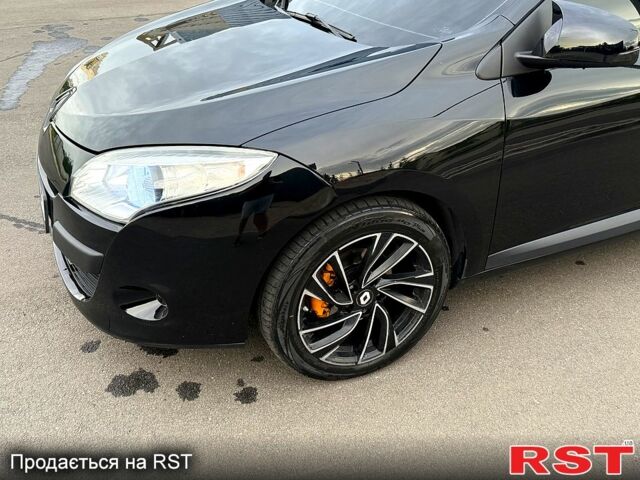 Черный Рено Меган, объемом двигателя 1.9 л и пробегом 332 тыс. км за 7999 $, фото 4 на Automoto.ua