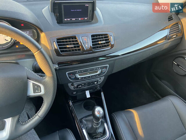 Черный Рено Меган, объемом двигателя 1.5 л и пробегом 313 тыс. км за 7699 $, фото 5 на Automoto.ua