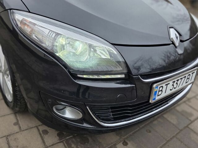 Черный Рено Меган, объемом двигателя 1.5 л и пробегом 197 тыс. км за 8000 $, фото 2 на Automoto.ua