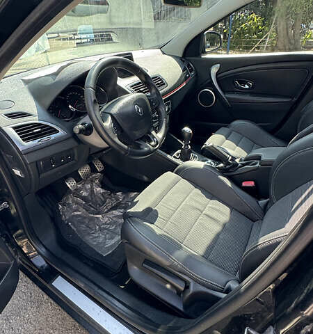 Черный Рено Меган, объемом двигателя 1.5 л и пробегом 210 тыс. км за 9400 $, фото 42 на Automoto.ua