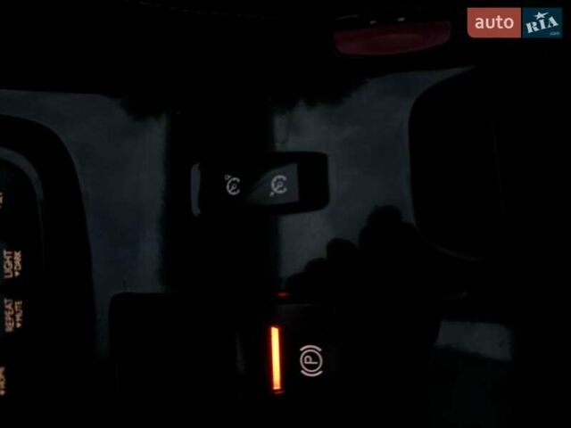 Черный Рено Меган, объемом двигателя 1.5 л и пробегом 214 тыс. км за 7600 $, фото 46 на Automoto.ua