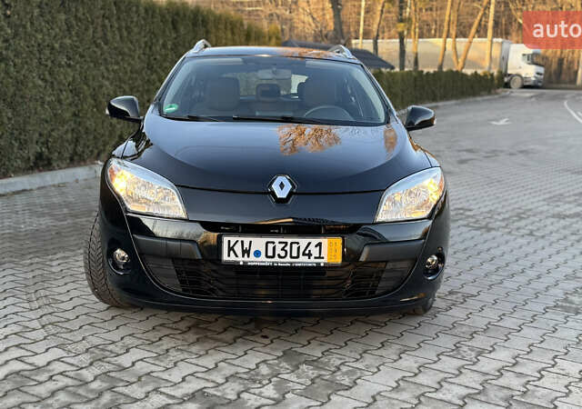 Черный Рено Меган, объемом двигателя 1.6 л и пробегом 199 тыс. км за 7900 $, фото 8 на Automoto.ua