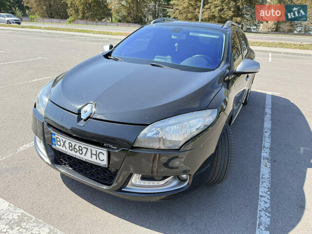 Рено Меган 2012 у Шепетовке на Automoto.ua Чорний Рено Меган, об'ємом двигуна 1.46 л та пробігом 305 тис. км за 8100 $, фото 2 на Automoto.ua