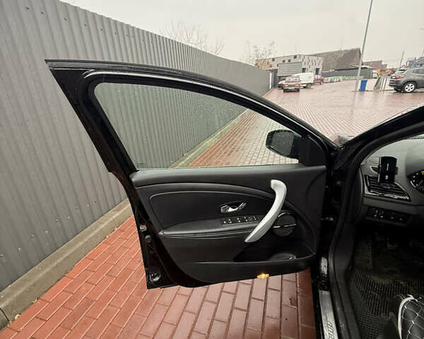 Чорний Рено Меган, об'ємом двигуна 1.5 л та пробігом 230 тис. км за 7900 $, фото 1 на Automoto.ua