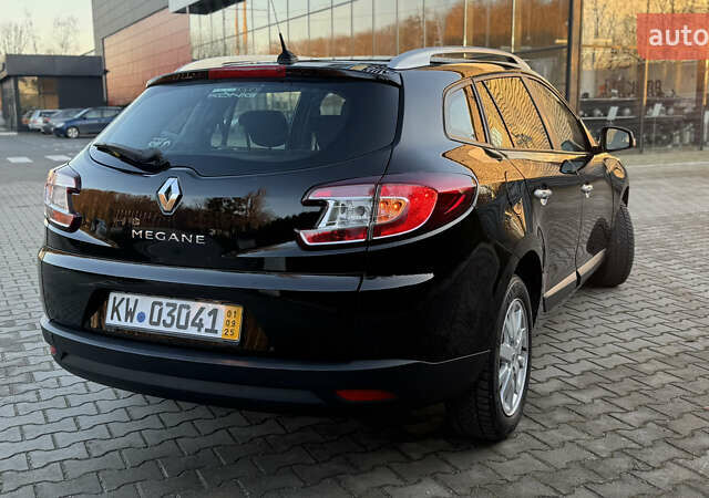 Черный Рено Меган, объемом двигателя 1.6 л и пробегом 199 тыс. км за 7900 $, фото 28 на Automoto.ua