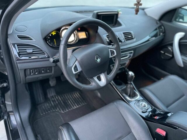 Чорний Рено Меган, об'ємом двигуна 1.5 л та пробігом 201 тис. км за 7000 $, фото 11 на Automoto.ua