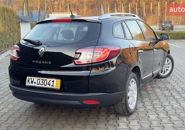 Черный Рено Меган, объемом двигателя 1.6 л и пробегом 199 тыс. км за 7900 $, фото 39 на Automoto.ua