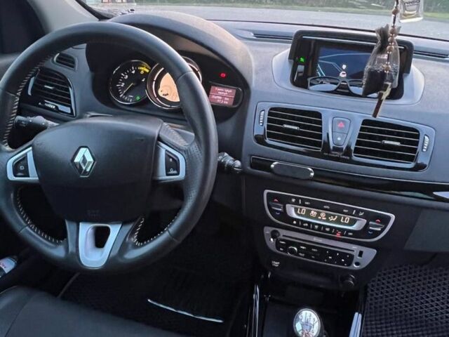 Черный Рено Меган, объемом двигателя 1.5 л и пробегом 256 тыс. км за 7599 $, фото 7 на Automoto.ua