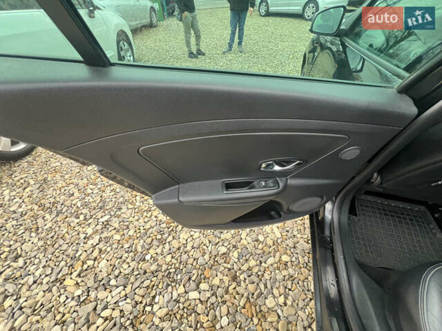 Черный Рено Меган, объемом двигателя 1.46 л и пробегом 230 тыс. км за 7399 $, фото 26 на Automoto.ua